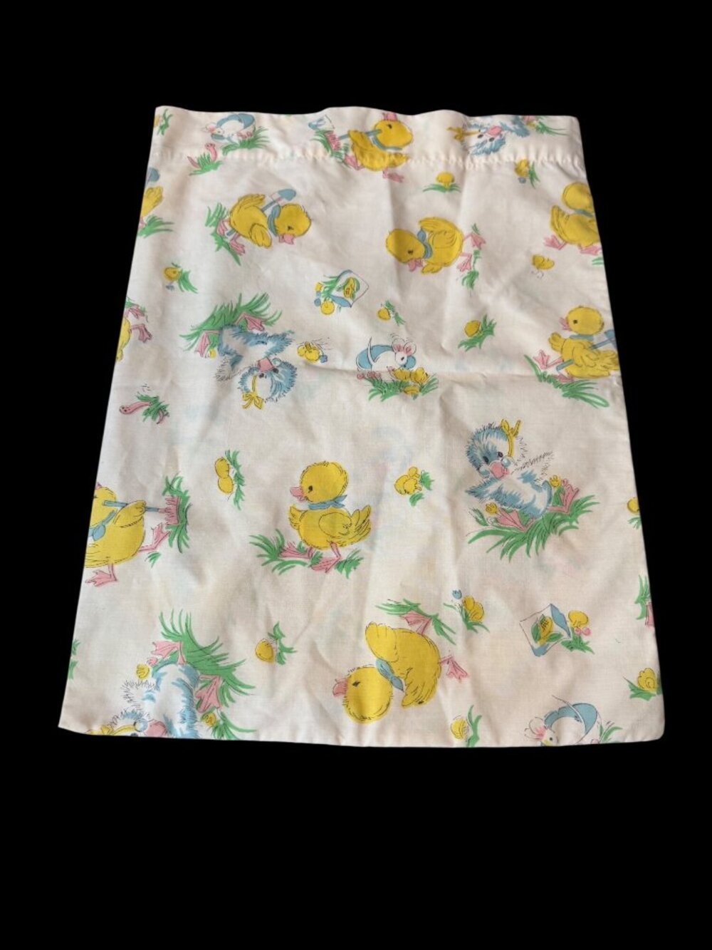 Vintage 1970s Wamsutta Babycale Duckling Pillowcase Nursery pillow Bedding Decor